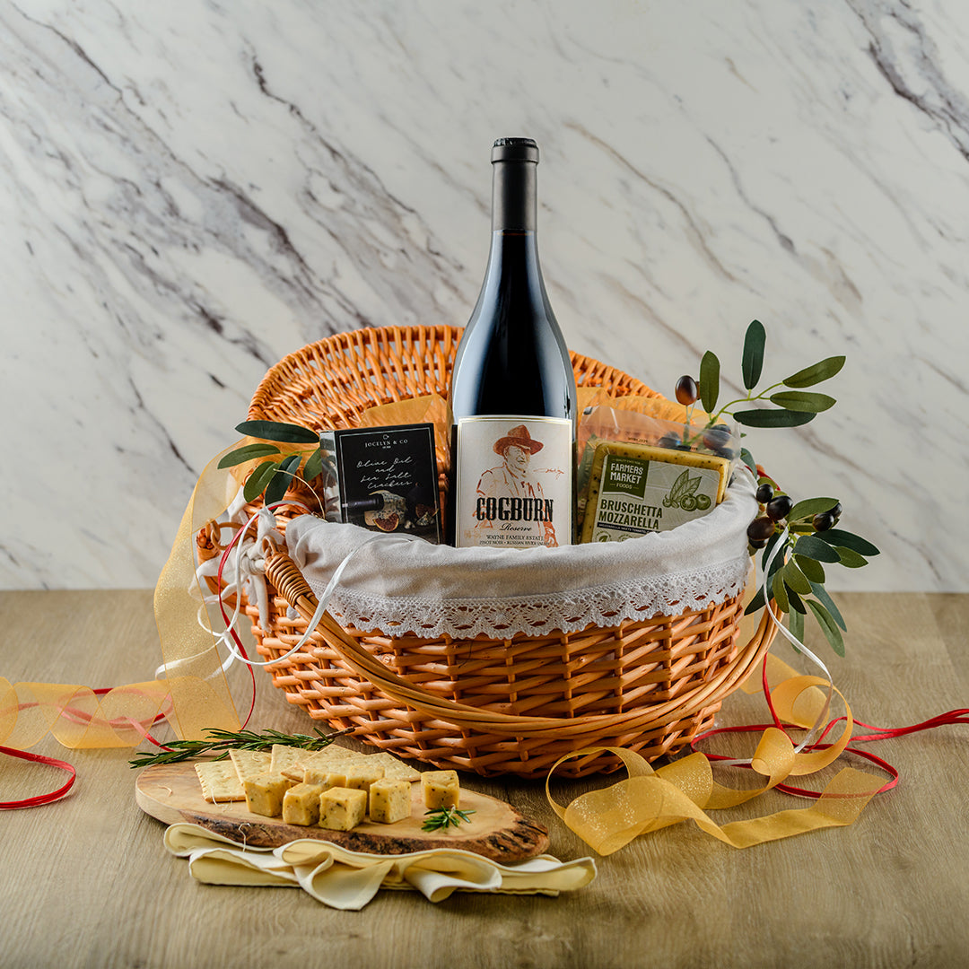 Signature Red Picnic Basket - John Wayne