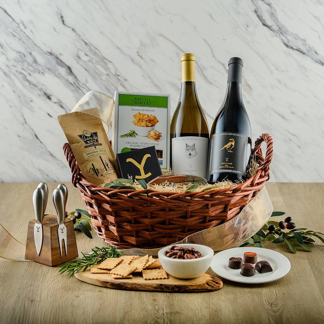 Deluxe Bon Vivant Gift Basket - Yellowstone