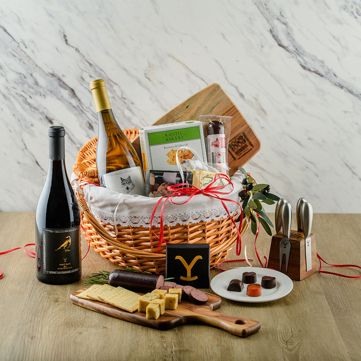 Premium Picnic Basket - Yellowstone