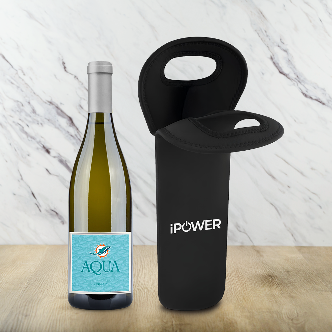 Aqua CA Chardonnay with Wine Sleeve